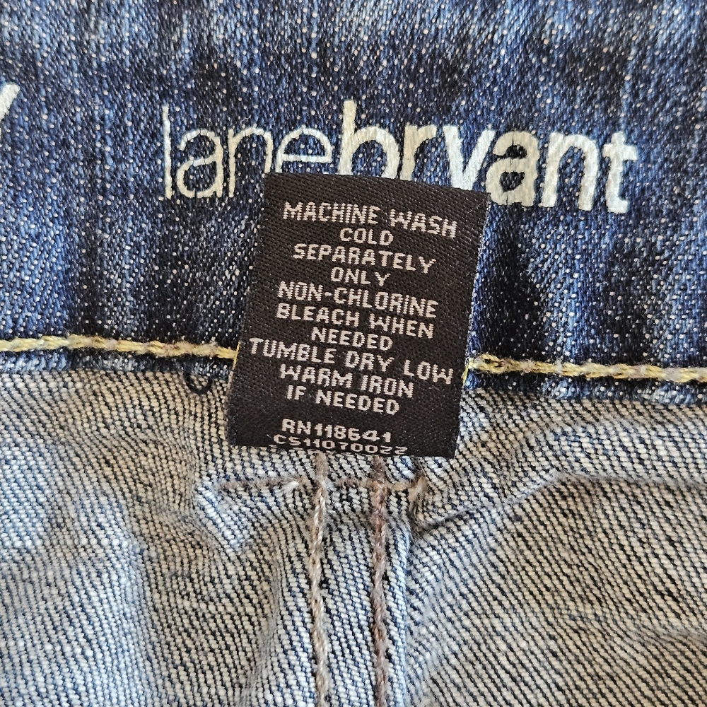 Lane Bryant Distinctly Bootcut Jeans Size 18 Tall - Picture 6 of 8